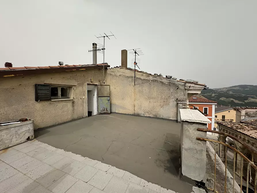 Immagine 52 di Appartamento in vendita  in Lama dei Peligni (CH) a Lama Dei Peligni