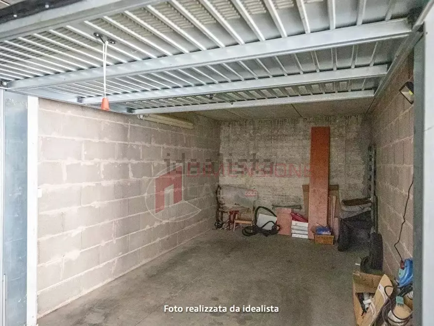 Immagine 18 di Bilocale in vendita  in Via del Fosso dell'Osa 399 a Roma