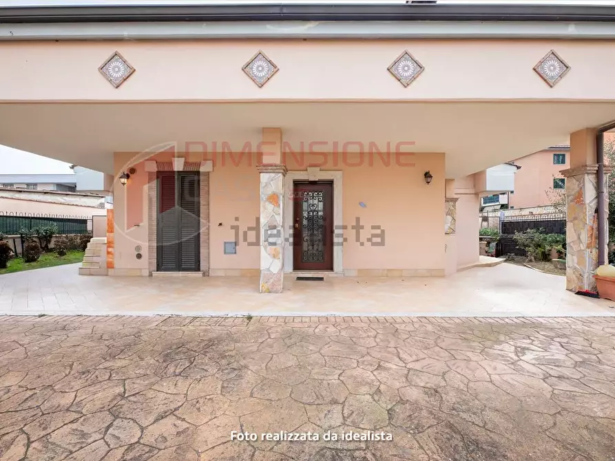 Immagine 24 di Casa trifamiliare in vendita  in VIA DEL FOSSO DELL'OSA 399 a Roma