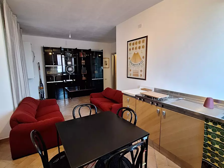 Immagine 14 di Quadrilocale in vendita  in Via Flaminia 104 a Castelnuovo Di Porto