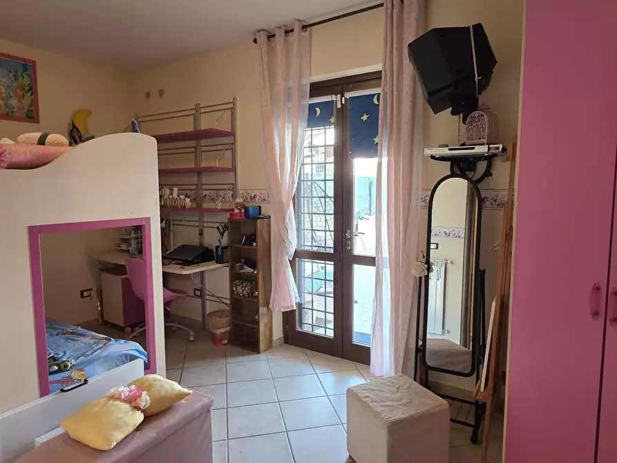 Immagine 8 di Casa trifamiliare in vendita  in Via Tonica Facchinaccia 4 a Rignano Flaminio