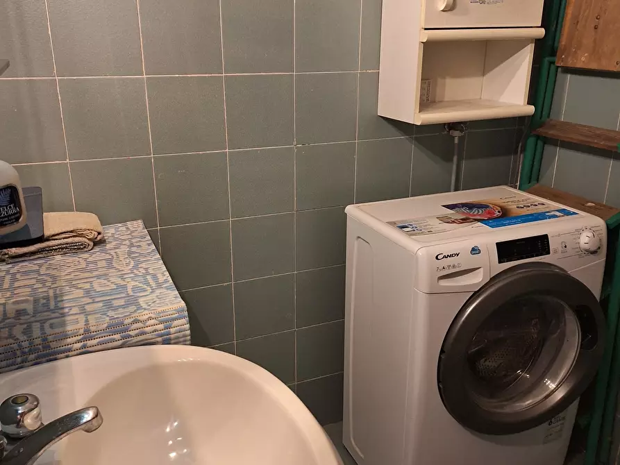 Immagine 36 di Appartamento in vendita  in Via G. di Vittorio 3 a Morlupo