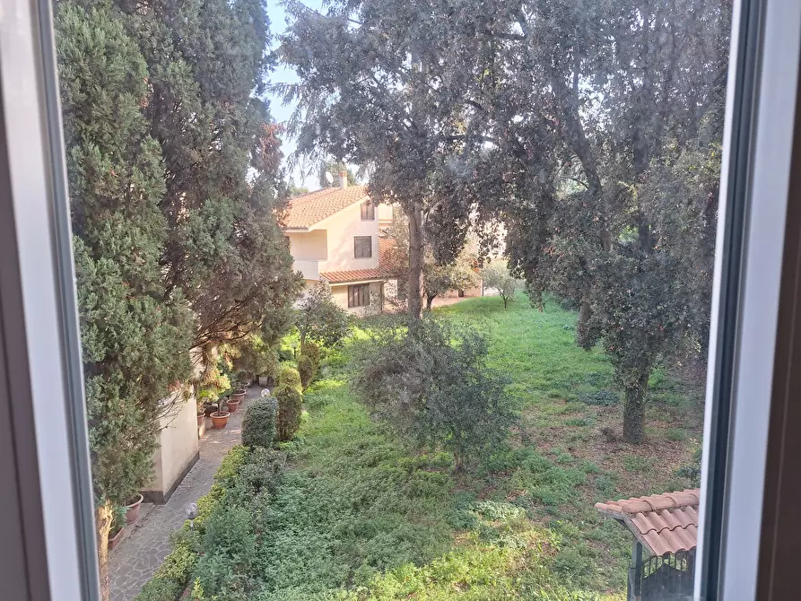 Immagine 30 di Trilocale in vendita  in Via Flaminia 1552 a Morlupo