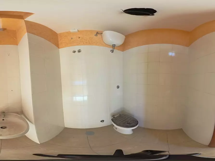 Immagine 11 di Locale commerciale in affitto  in Via San Michele 22 a Morlupo