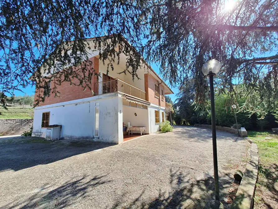 Immagine 75 di Villa in vendita  in Strada Comunale Campo Maggiore 10 a Rignano Flaminio