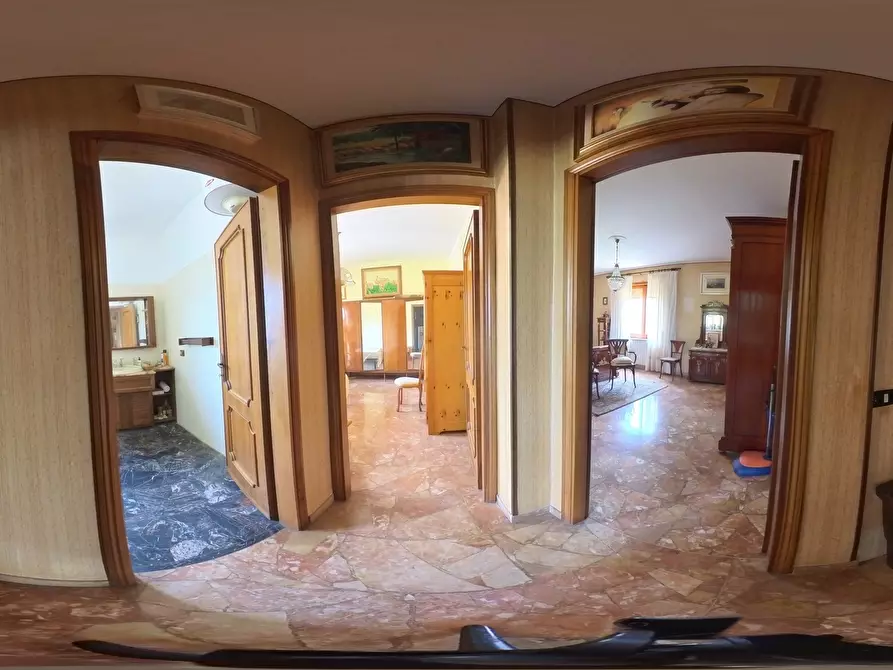 Immagine 13 di Palazzo in vendita  in Via Giovanni Pascoli 18 a Morlupo