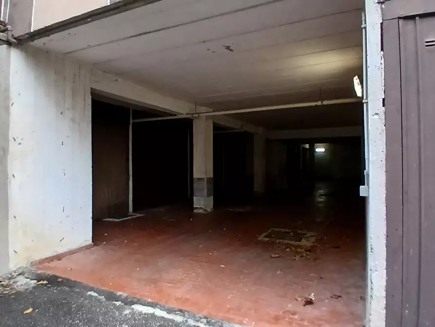 Immagine 2 di Garage in vendita  in Via San Michele 6E a Morlupo