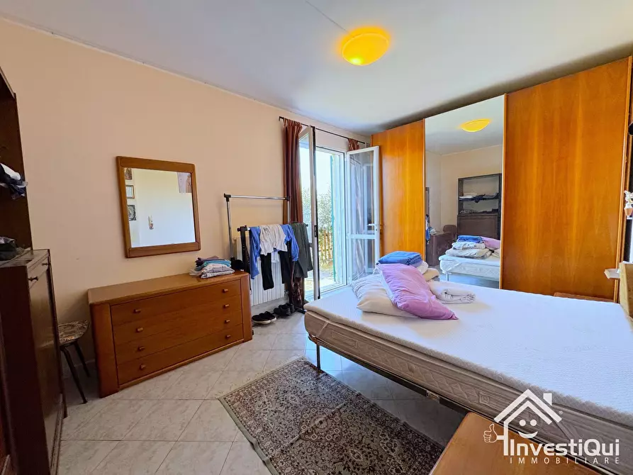 Immagine 12 di Trilocale in vendita  in Via Ranzi 176B a Pietra Ligure