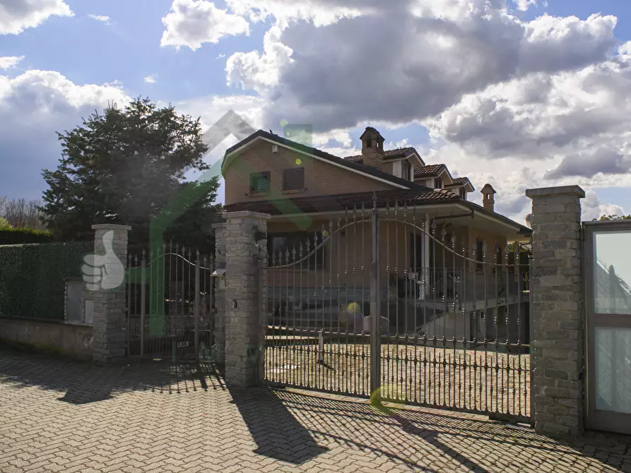 Immagine 3 di Villa in vendita  in Viale Paradiso a Rivarossa