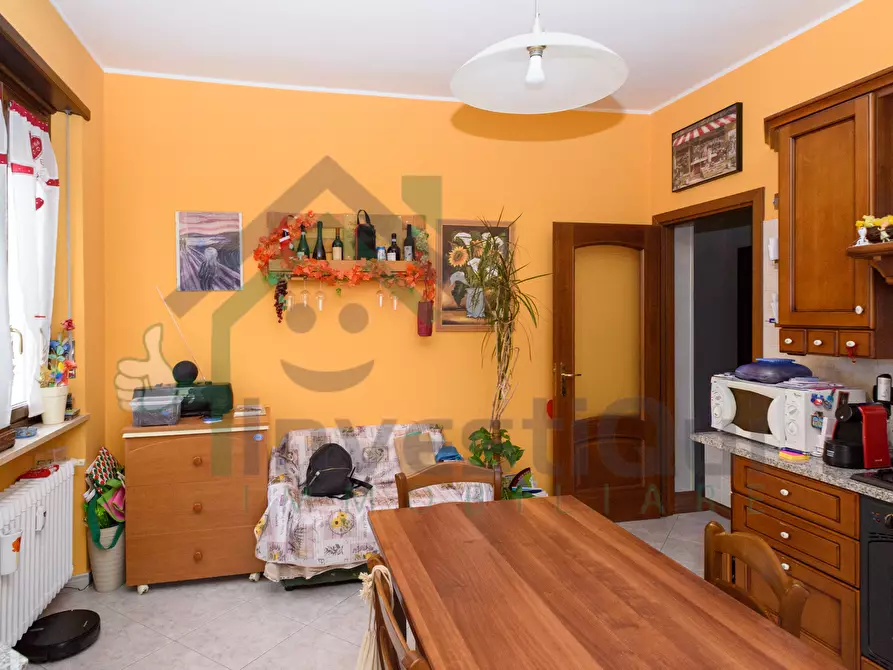 Immagine 8 di Quadrilocale in vendita  a Nole