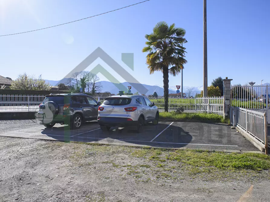 Immagine 28 di Quadrilocale in vendita  in Via Battitore 67 a Ciriè