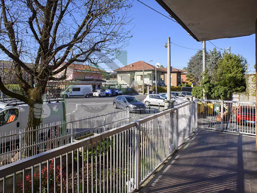 Immagine 12 di Quadrilocale in vendita  in Via Battitore 67 a Ciriè