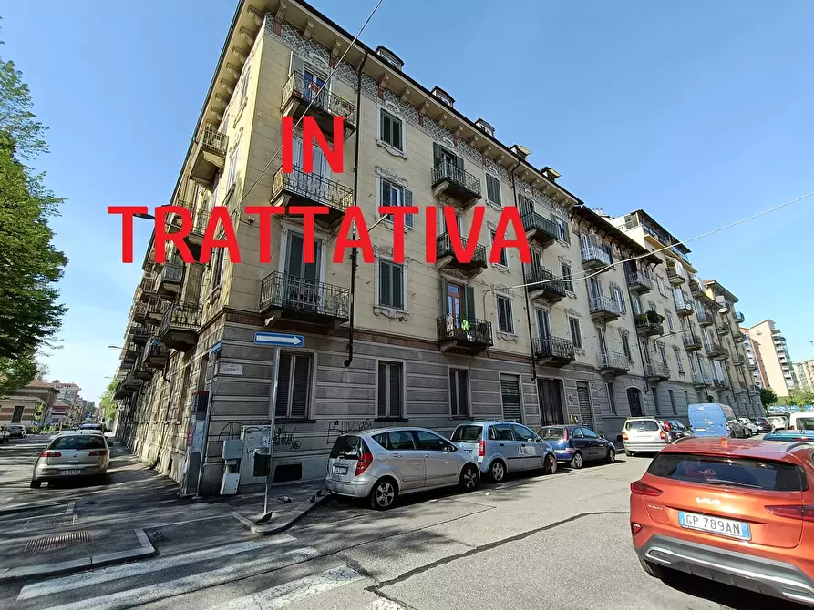 Immagine 1 di Trilocale in vendita  in Via Urbino 6 a Torino