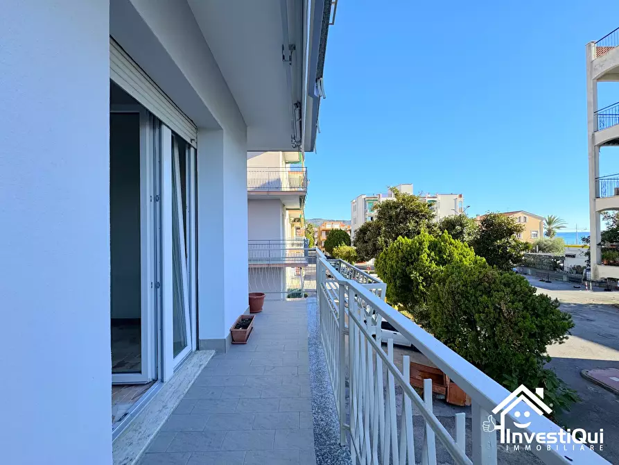 Immagine 5 di Bilocale in vendita  in Via Goffredo Mameli 63 a Pietra Ligure