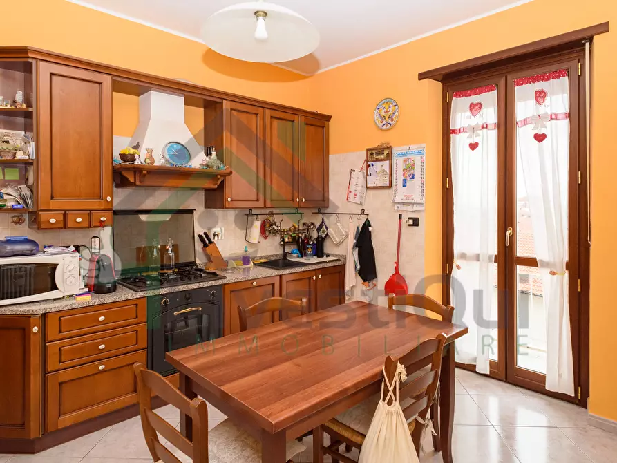 Immagine 7 di Quadrilocale in vendita  a Nole