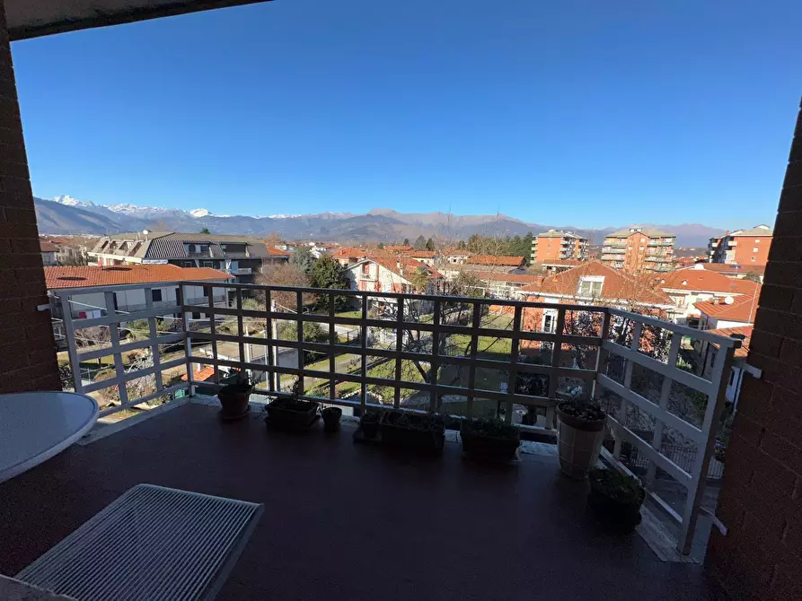 Immagine 11 di Trilocale in vendita  a Nole