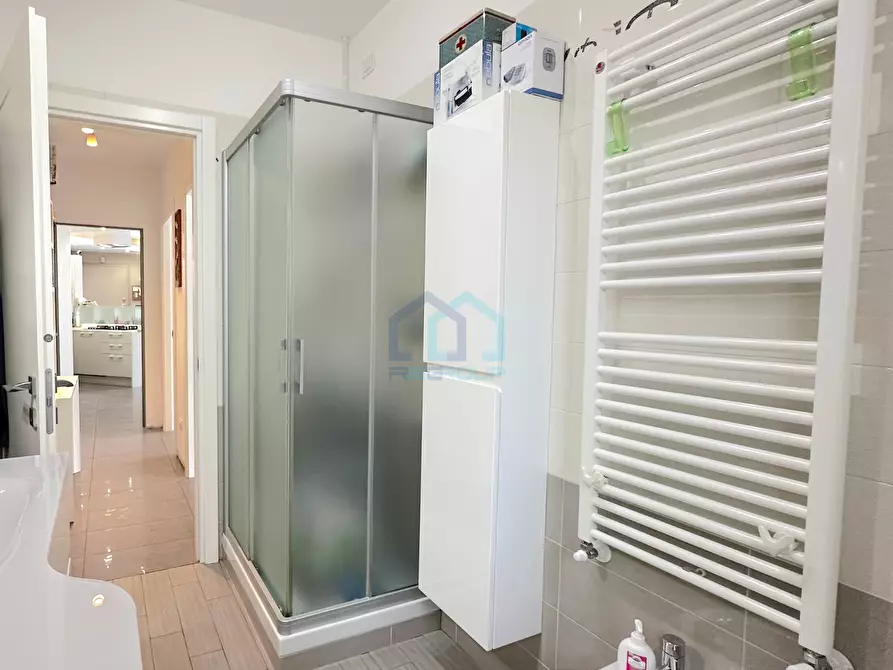 Immagine 15 di Quadrilocale in vendita  in Via Privata Vistamare 6 a Savona