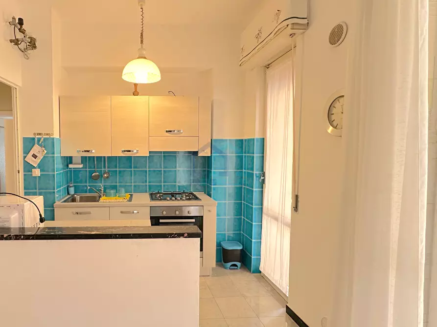 Immagine 7 di Quadrilocale in vendita  in Via Napoleone Buonaparte 1 a Alassio