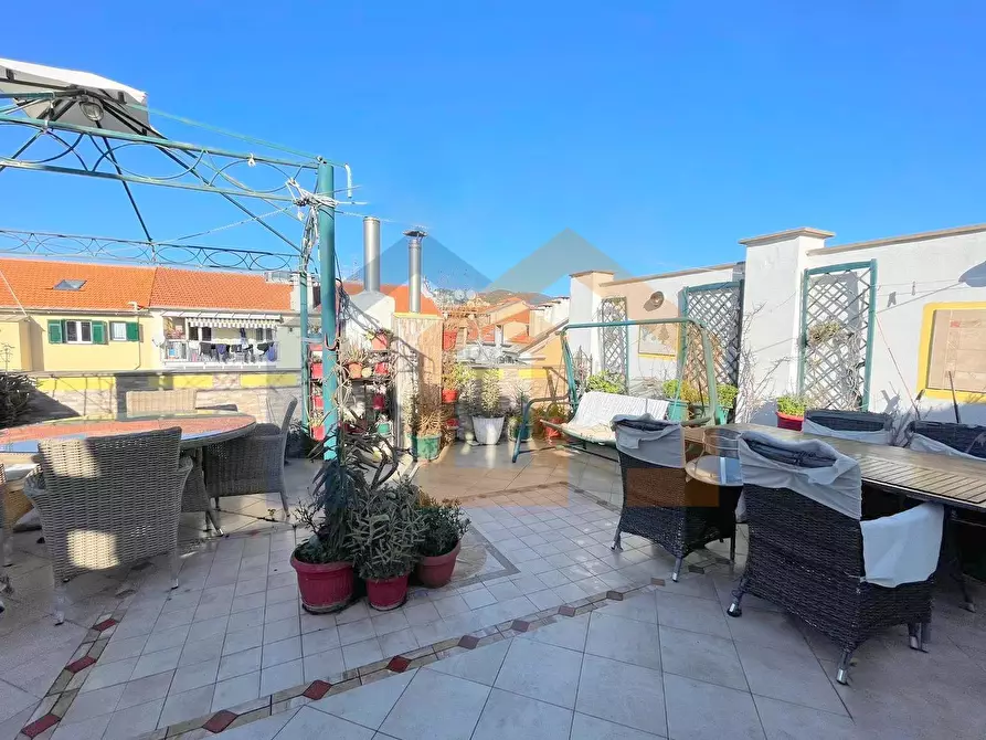 Immagine 20 di Appartamento in vendita  in Piazza del Popolo 8 a Savona