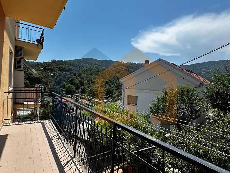 Immagine 16 di Bilocale in vendita  in Via alla Torre 36 a Spotorno