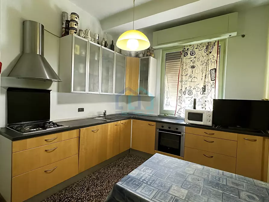 Immagine 5 di Trilocale in vendita  in Via Giuseppe Cesare Abba 2 a Savona