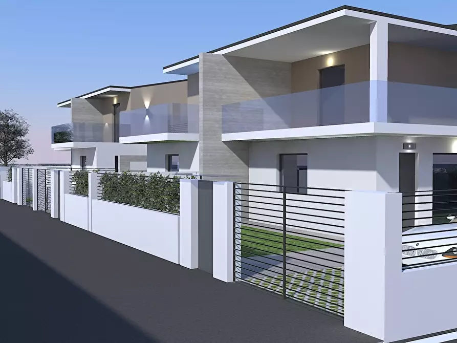 Immagine 12 di Villa in vendita  in Viale Valle dell'Aniene 22 a Guidonia Montecelio