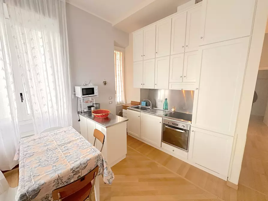 Immagine 6 di Trilocale in affitto  in Piazza Madonna dell'Orto a Chiavari