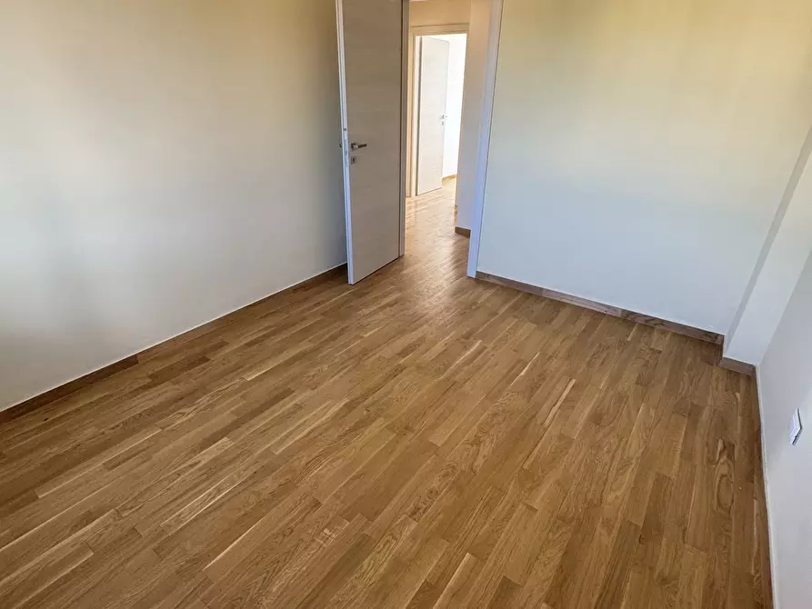 Immagine 15 di Trilocale in affitto  a Chiavari