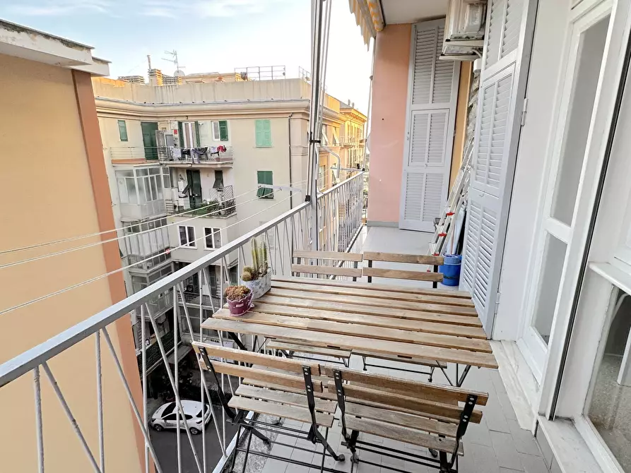 Immagine 14 di Bilocale in affitto  a Chiavari