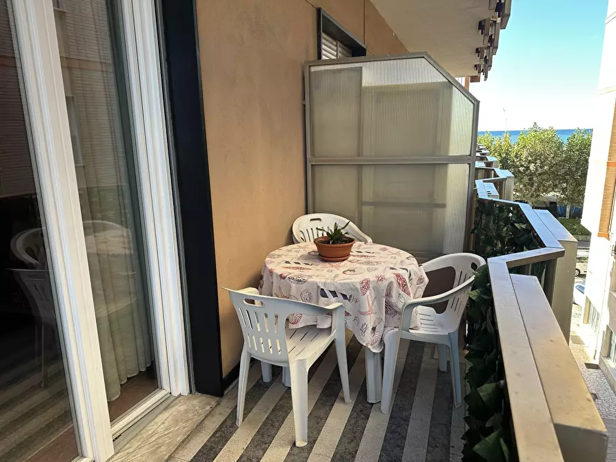 Immagine 17 di Bilocale in affitto  in Viale Tito Groppo 1 a Chiavari