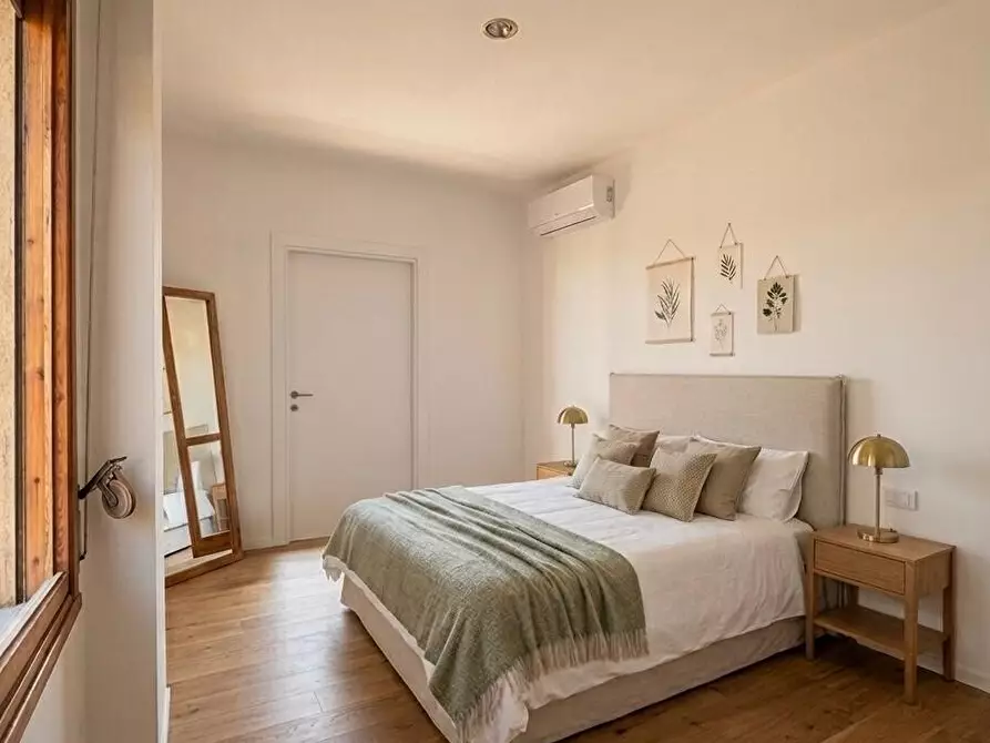 Immagine 5 di Trilocale in vendita  in Via Filippo Pacini a Firenze
