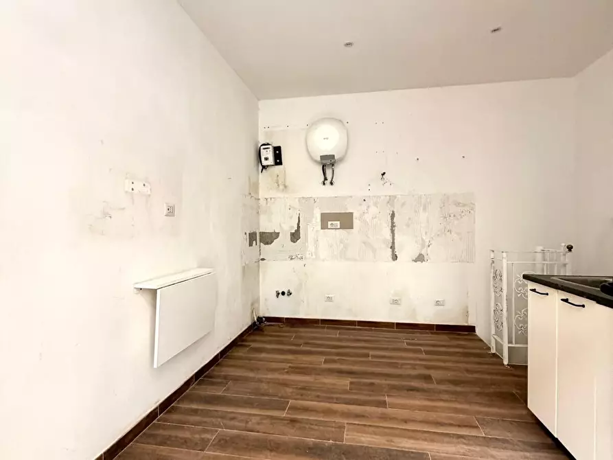 Immagine 9 di Locale commerciale in vendita  in Piazza Leopoldo a Firenze