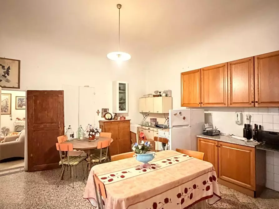 Immagine 22 di Appartamento in vendita  in Piazza Santa Trinita a Firenze