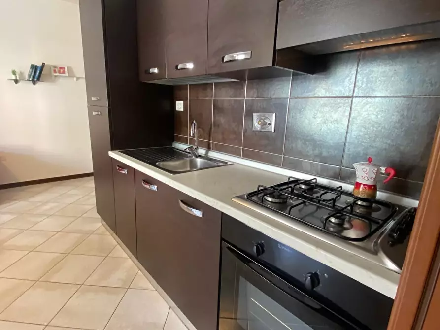 Immagine 10 di Bilocale in affitto  in Via Luciano Bausi a Firenze