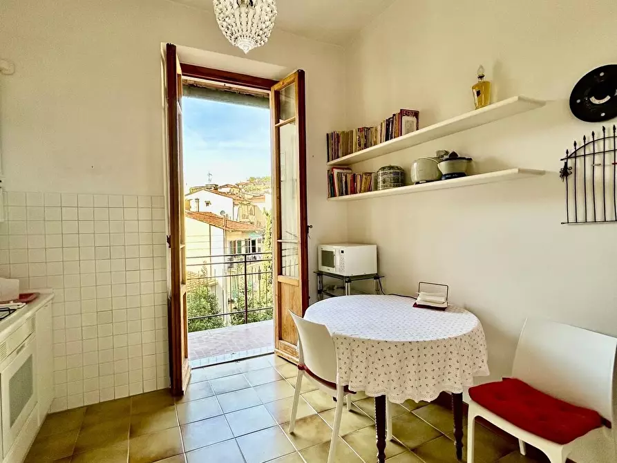 Immagine 6 di Trilocale in affitto  in Via Giandomenico Romagnosi a Firenze