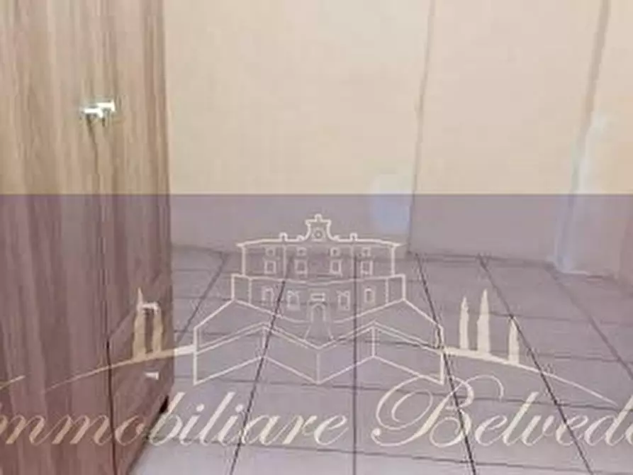 Immagine 2 di Magazzino in vendita  in Via Lunga a Firenze