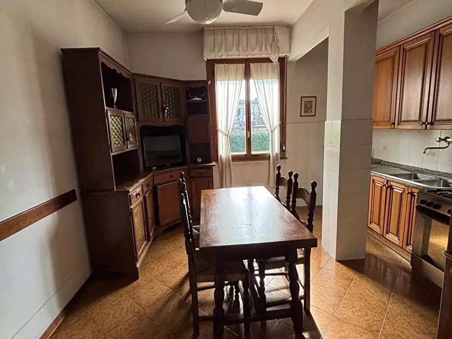 Immagine 11 di Quadrilocale in vendita  in Via Ser Lapo Gavacciani a Firenze