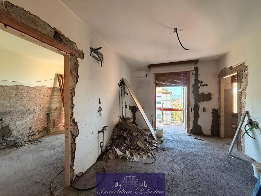 Immagine 10 di Trilocale in vendita  in Via Filippo Pacini a Firenze