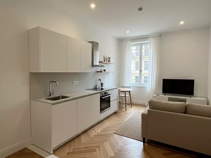 Immagine 1 di Trilocale in vendita  in Via Adelaide Ristori a Firenze