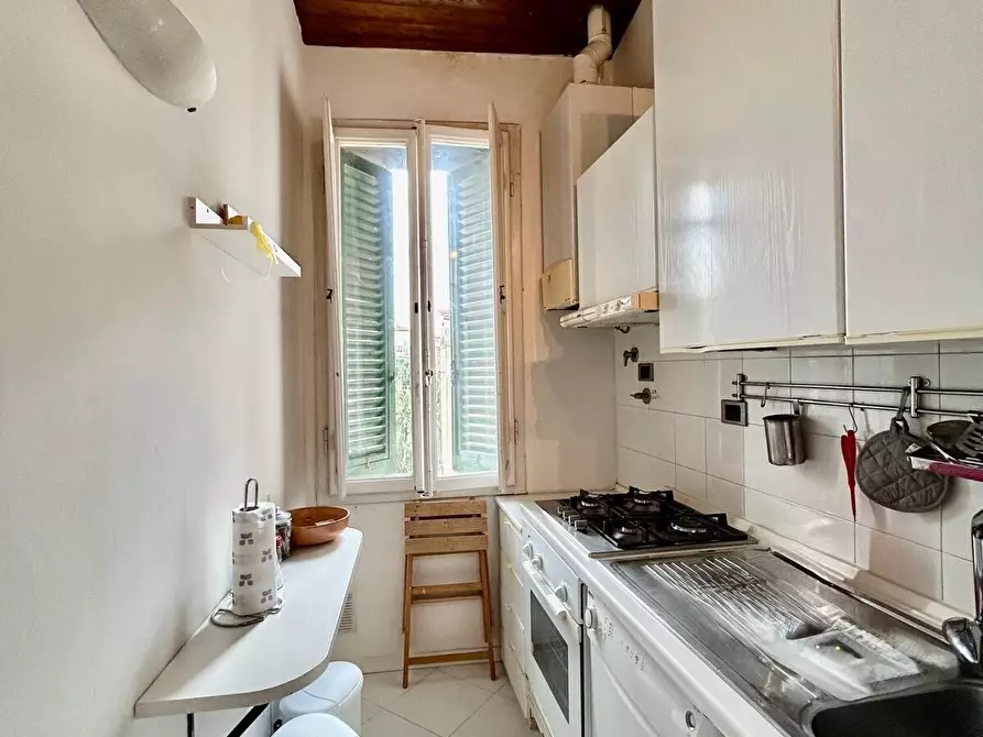 Immagine 10 di Trilocale in affitto  in Via delle Ruote a Firenze