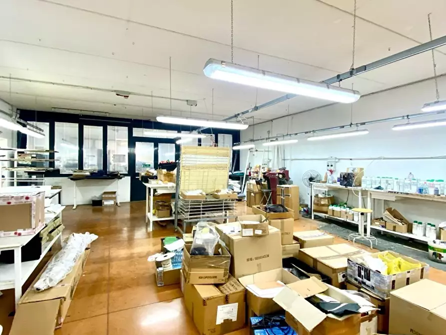 Immagine 11 di Capannone industriale in affitto  in Via Codignola a Scandicci