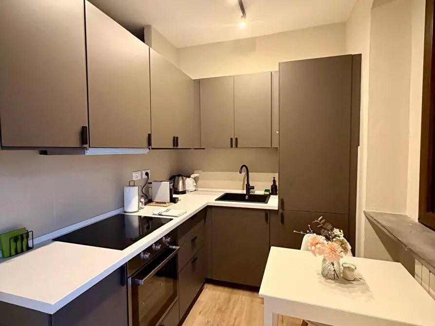 Immagine 17 di Trilocale in affitto  in Via Federico da Montefeltro a Firenze