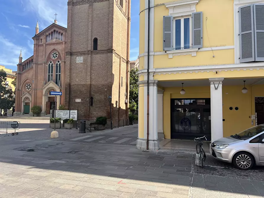 Immagine 10 di Locale commerciale in affitto  in Via Giacomo Matteotti 168 a Crevalcore