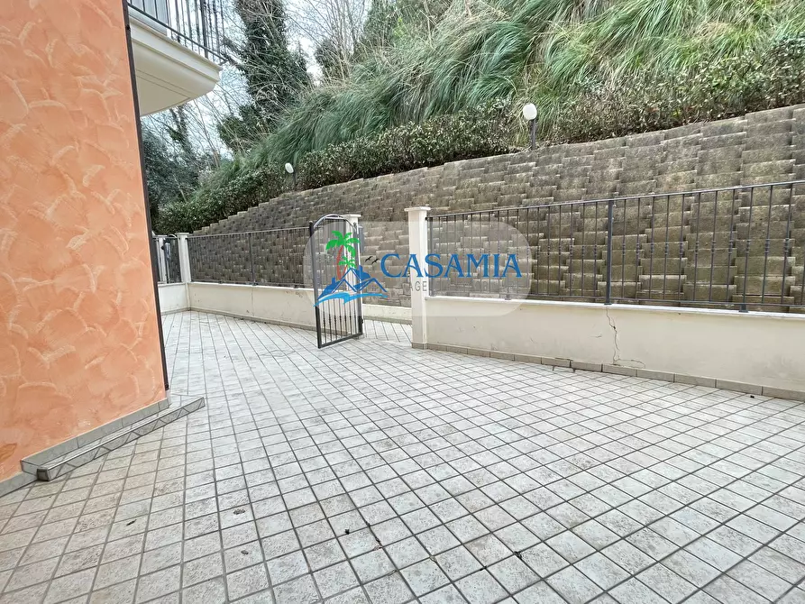 Immagine 4 di Trilocale in vendita  a Cupra Marittima