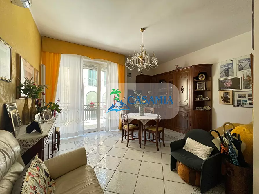 Immagine 6 di Pentalocale in vendita  in Via Montebello a San Benedetto Del Tronto