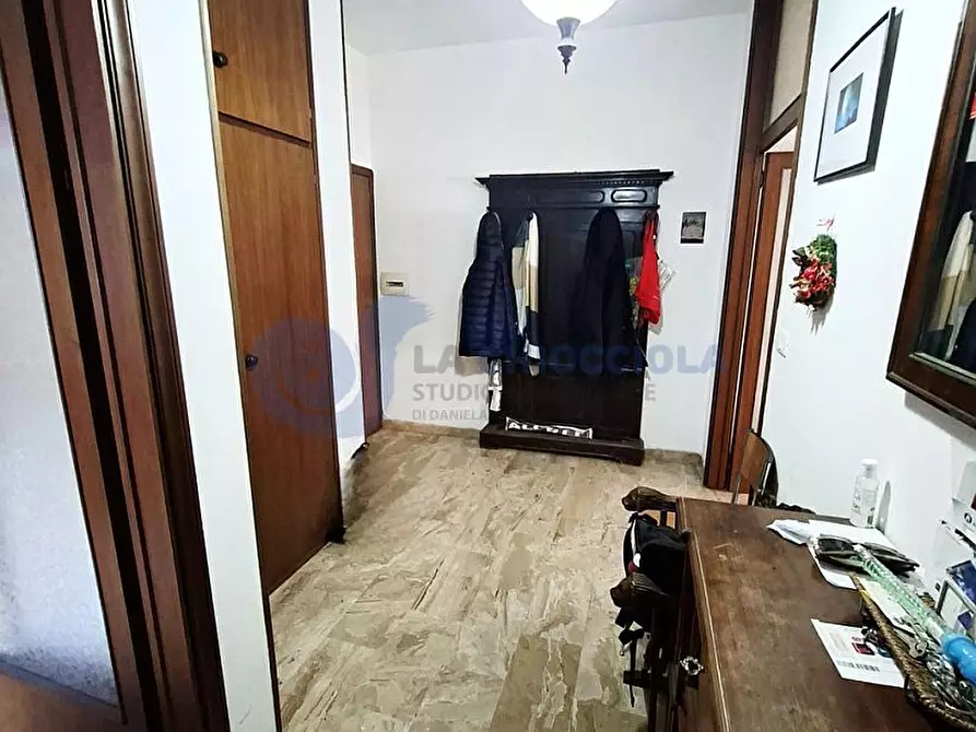 Immagine 6 di Pentalocale in vendita  in VIA CIPRIANI a Bologna