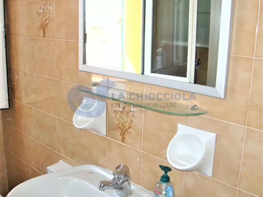 Immagine 26 di Attico in affitto  in Via del Pratello a Bologna