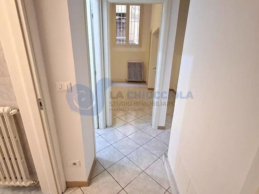 Immagine 30 di Ufficio in vendita  a Bologna