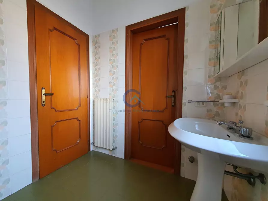 Immagine 8 di Stanza singola in affitto  a Catanzaro