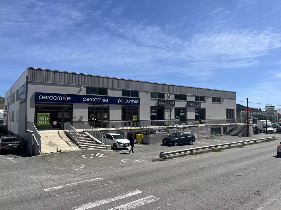 Immagine 1 di Capannone industriale in vendita  a Catanzaro